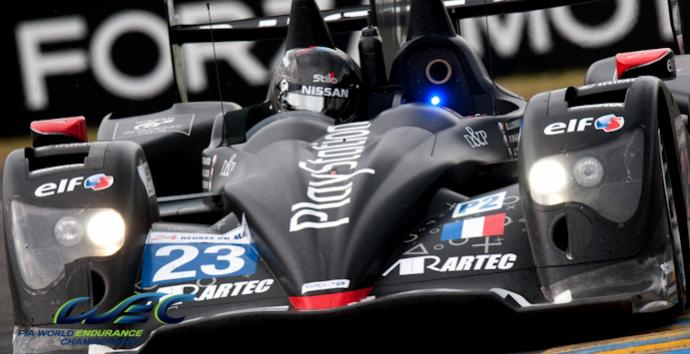 Signatech-Nissan on the streets of Moscow