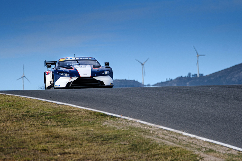 Graff et Beechdean AMR en tête des FP2 au Portugal