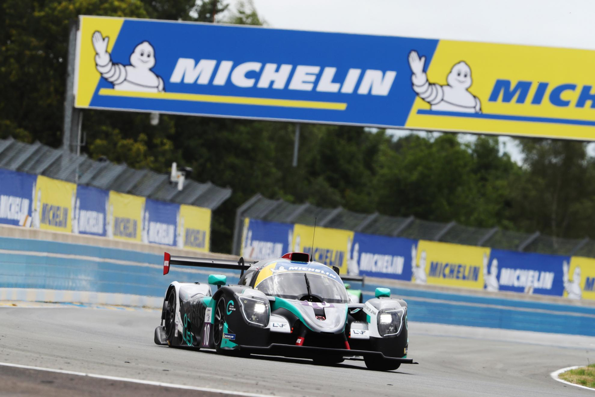 Racing Spirit of Leman 1-2 in FP2