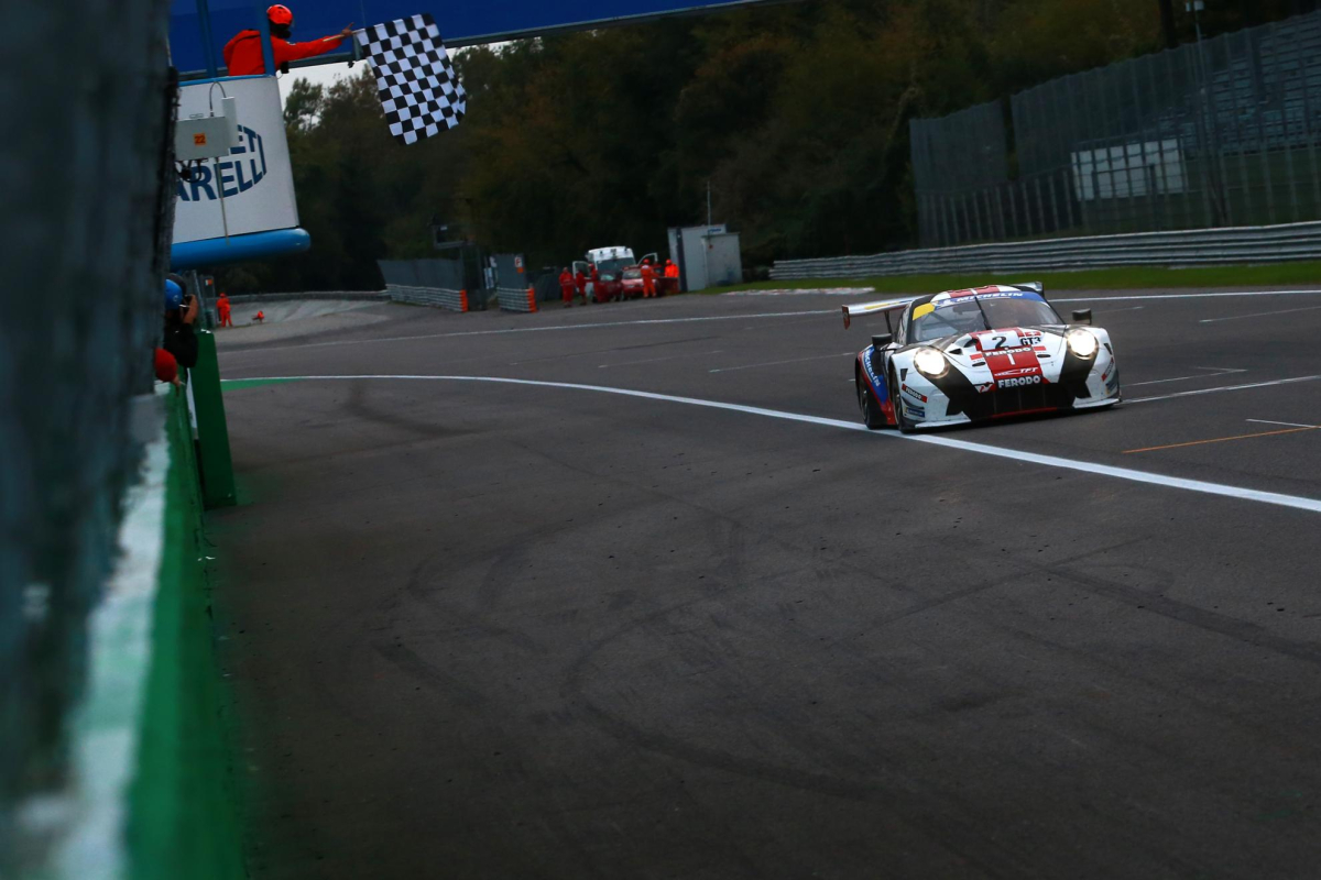 GT3: Win for Pzoberer Zürichsee by TFT Porsche While Iron Lynx Wrap up 2020 titles