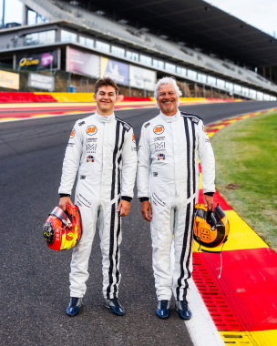 Championship leaders. Home race. One goal: defend P1. 👊 @motorsport_98 arrives at Spa-Francorchamps 