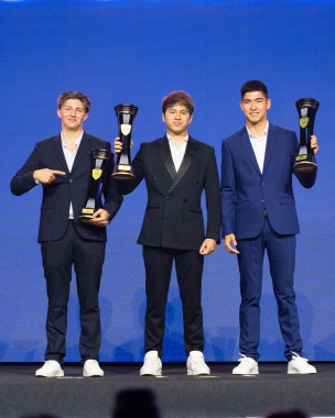 Celebrating our LMP3 champions! 🏆 Congratulations to @r.ace.gp! @enzo__peugeot and @danial_frost enj