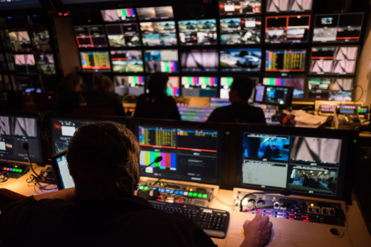 L’action en piste à la télévision et sur Internet